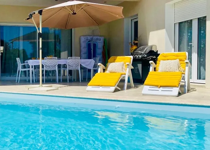 Piscine 7 Min Vue Montagne Clim Prunelli-di-Fiumorbo