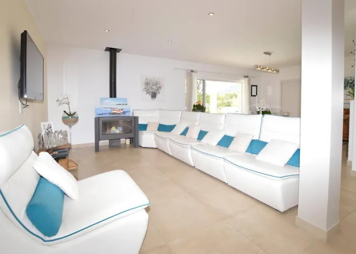 Piscine 7 Min Vue Montagne Clim Prunelli-di-Fiumorbo