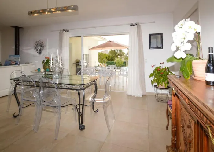 Piscine 7 Min Vue Montagne Clim Holiday home